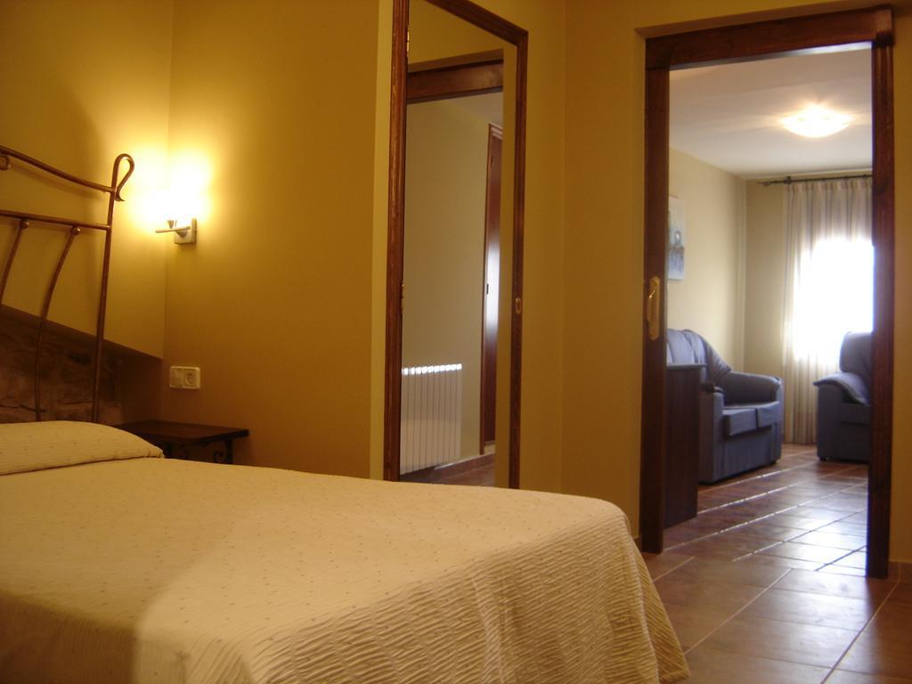 Hostal Casa Laure Y Mª Jose Arens de Lledo Extérieur photo