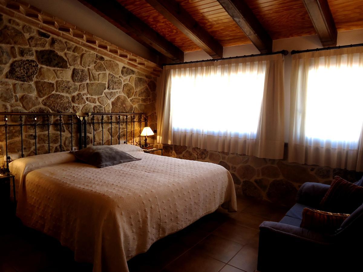 Hostal Casa Laure Y Mª Jose Arens de Lledo Extérieur photo
