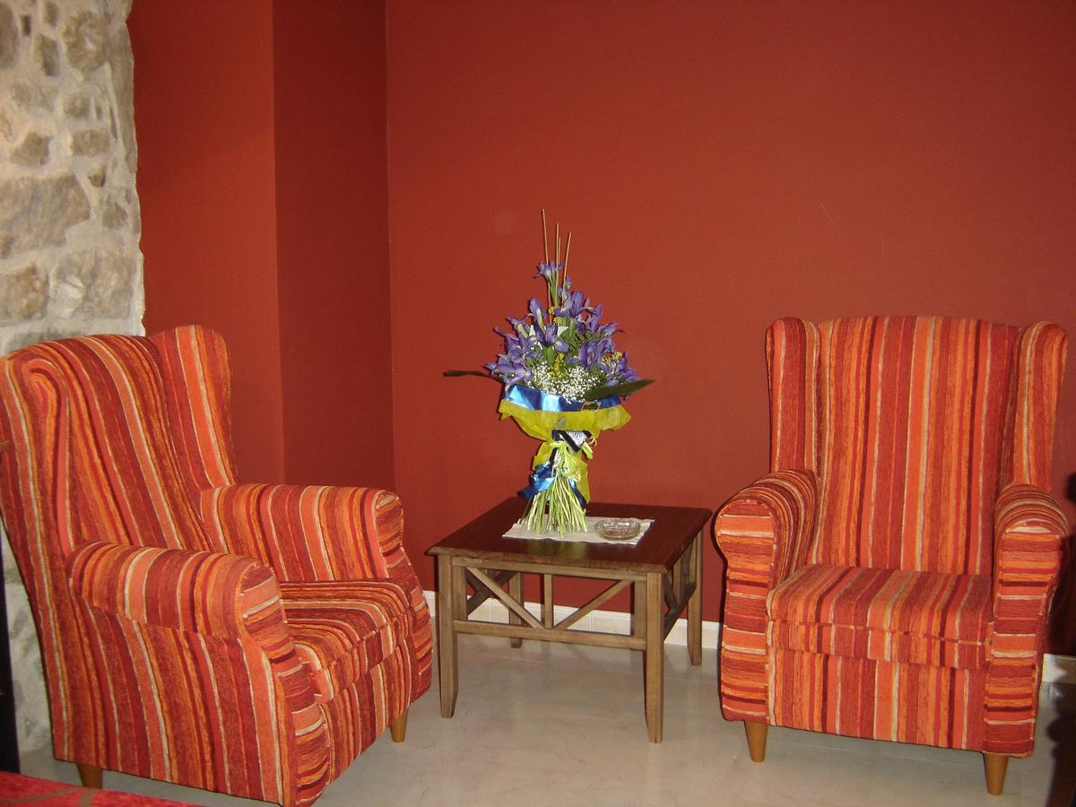 Hostal Casa Laure Y Mª Jose Arens de Lledo Extérieur photo