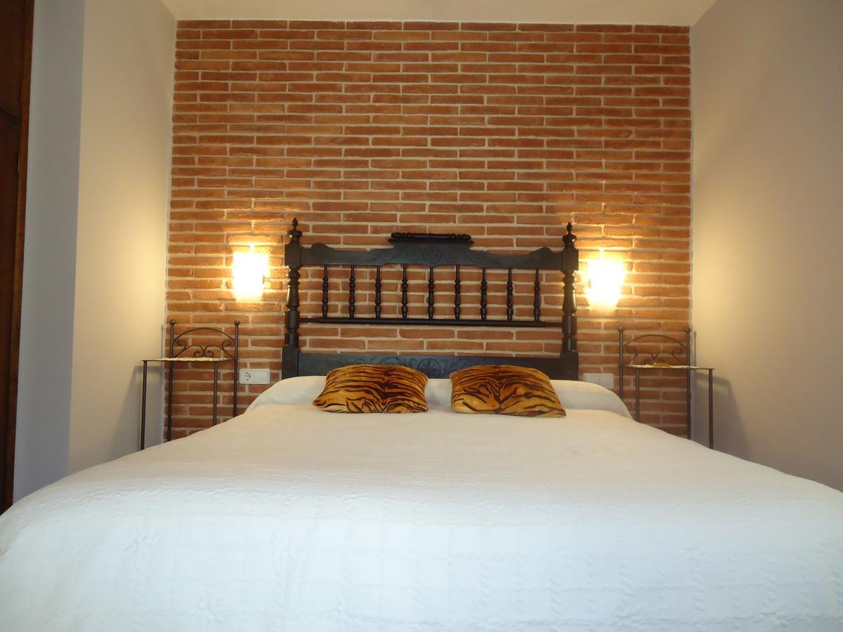 Hostal Casa Laure Y Mª Jose Arens de Lledo Extérieur photo